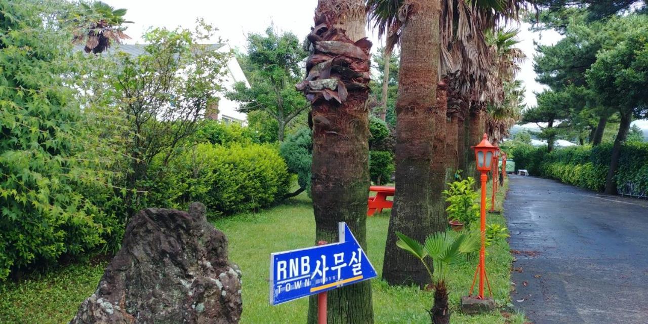 RnB城镇度假屋 西归浦市 外观 照片
